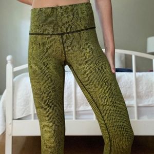 Lulu Lemon Black and Green 7/8th Leggings